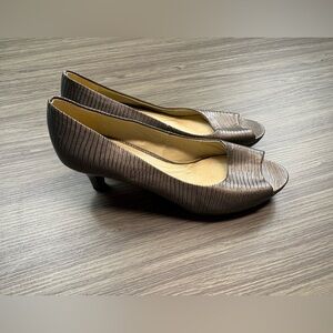 Naturalizer Comfort N5 Carmen Peep Toe Heels Size 6.5